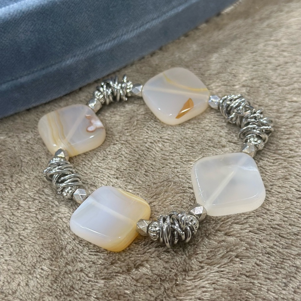 New Agate Gemstone Handmade Stretch Bracelet